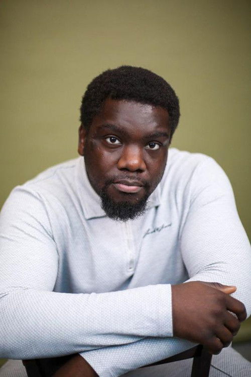 Abayomi Oniyide as Elijah