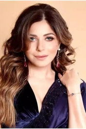 Kanika Kapoor as 