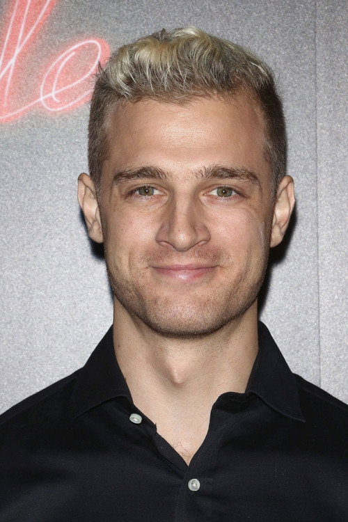 Pasha Pellosie as Thane