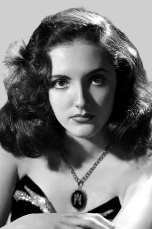 Joan Newton as Midge Lindsay