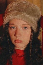 Manuela Kfouri as Emma