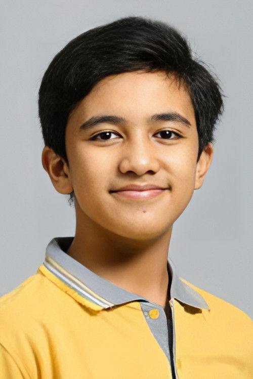 Fadhel M. Reyhan as Raden Satria Junior