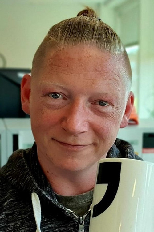 Benjamin Rothenborg Vibe as Louis