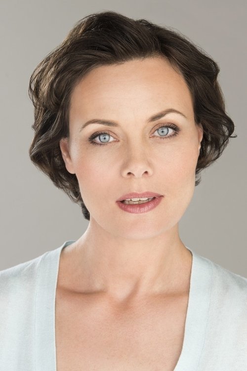 Corina Akeson as Karen