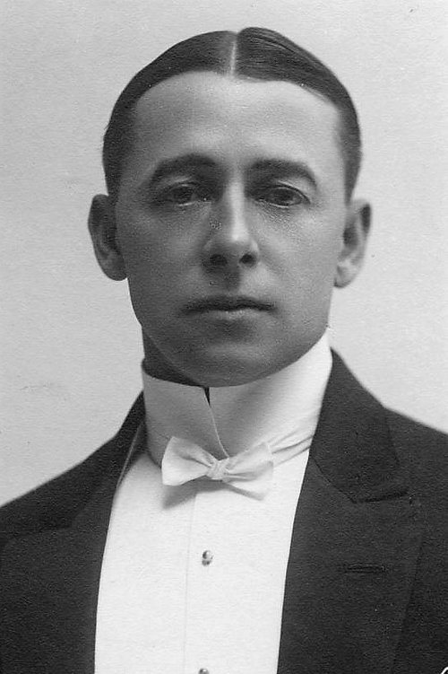 William Collier Sr. as Pop Walters