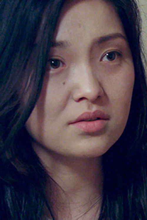 Aiperi Janyzakova as Umut