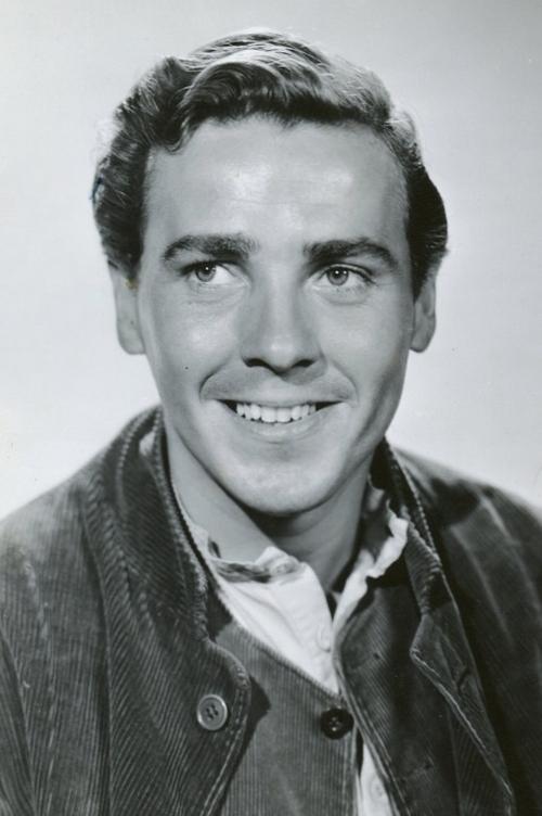 William Eythe as Albert 'Al' Marbury