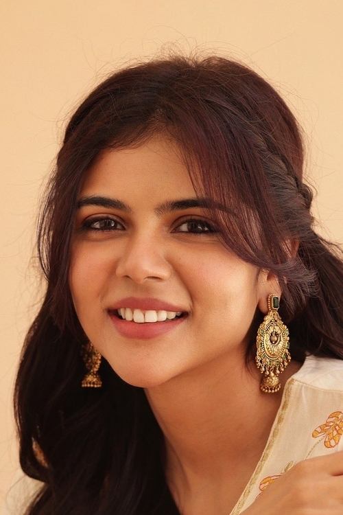 Kalyani Priyadarshan as Nithya Balagopal