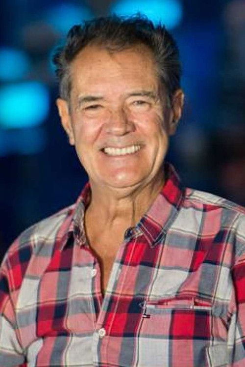 Ramón Arcusa as Tony