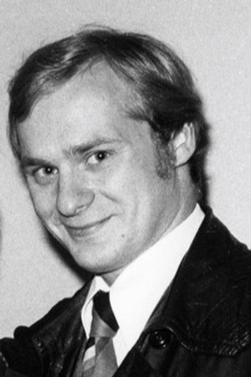 Jyrki Kovaleff as Poliisi