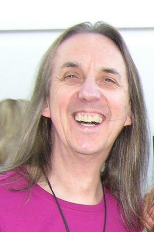 Chris Stainton as Self - Keyboard