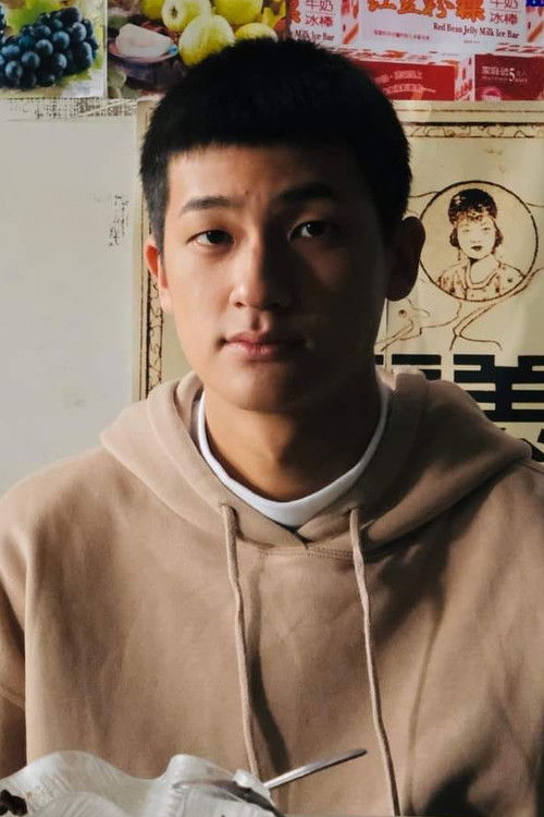 Tzu-Chi Pei as Yi-Jie Lin