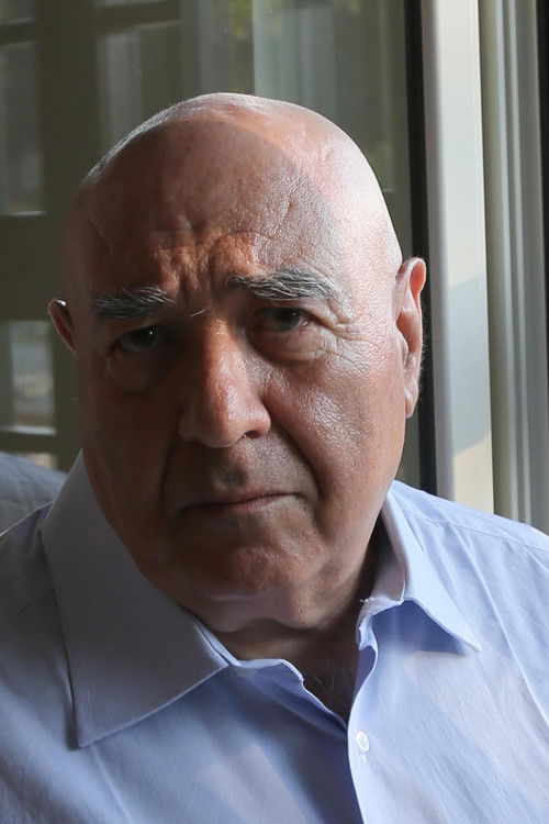 Antonio Ferrante as Pasquale (padre di Rosario)