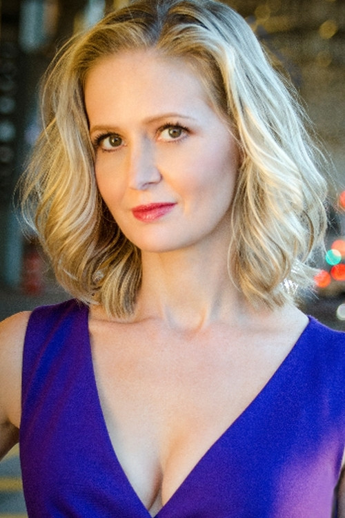 Amber Paul as Nicole Bellamy