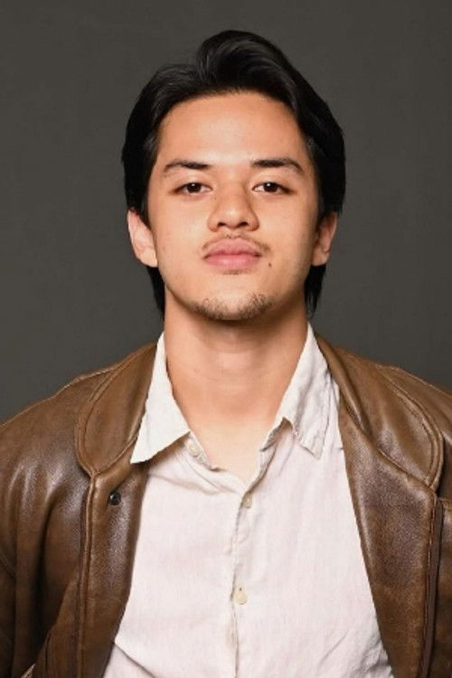 Jeremie Moeremans as Akri