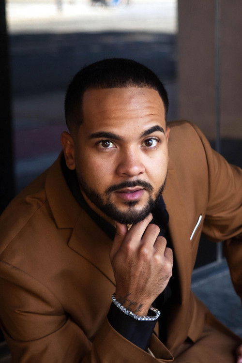 Jordan R. Smith as Leon