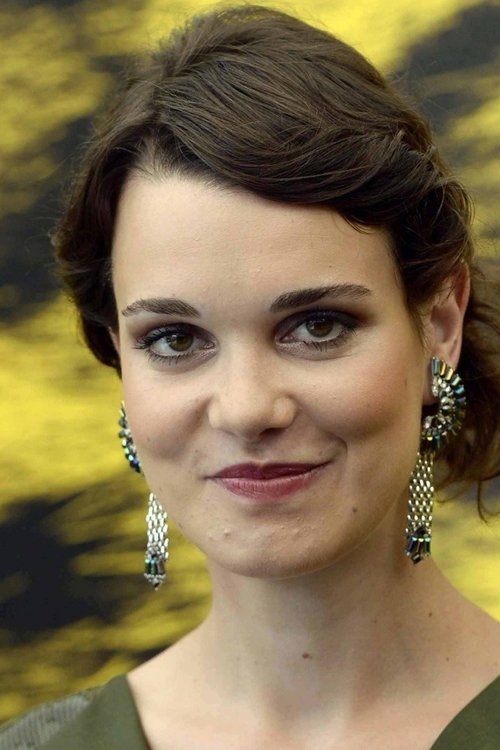 Camille Rutherford as Gabrielle