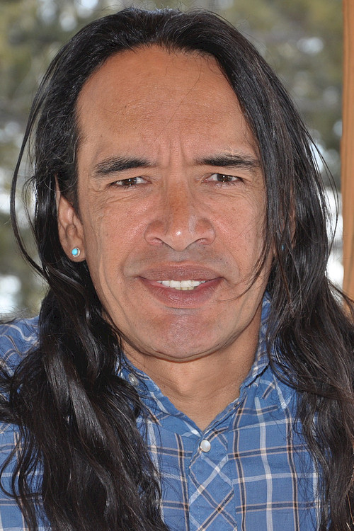 Thomas Smittle as Tom