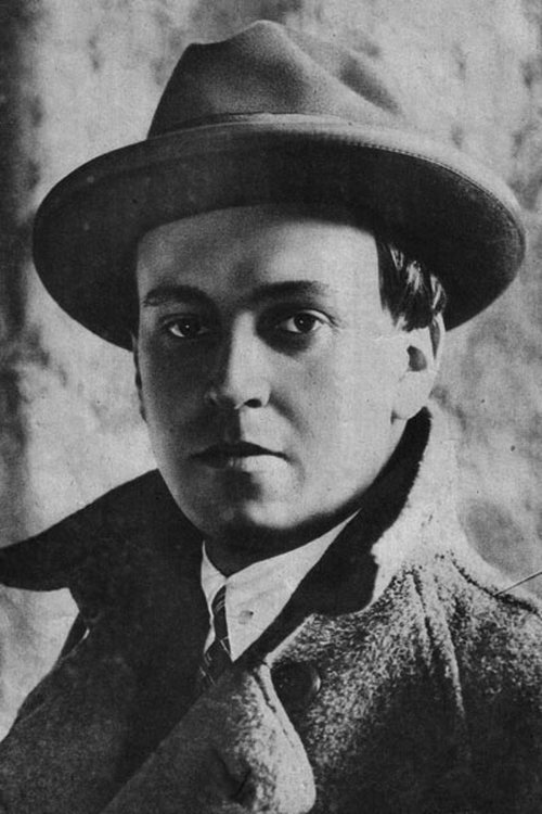 Boris Tamarin as Engineer Yuriy Sadovskiy