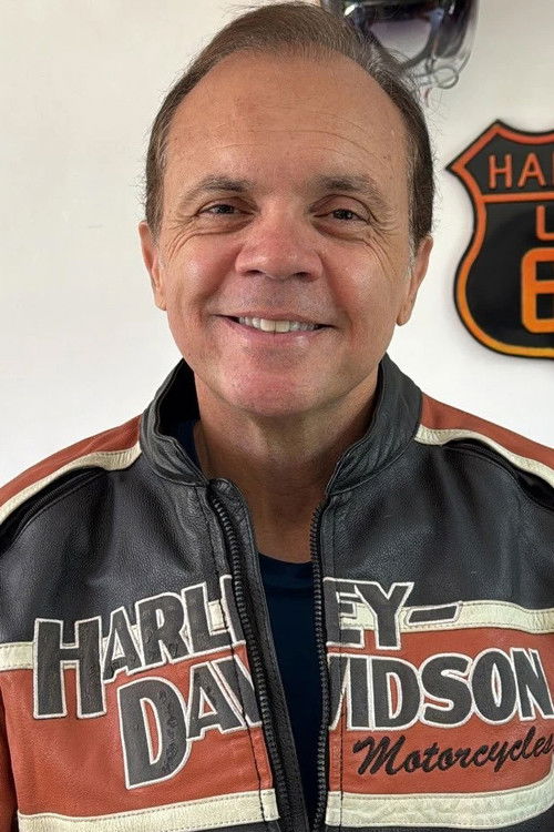 Sérgio Moreno as Dohko (voice)