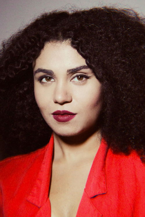 Victoria Long as Lola