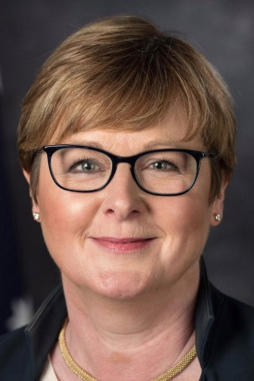 Linda Reynolds as Self