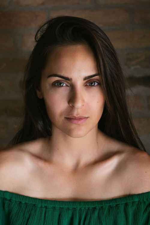 Petra Gavláková as Sára