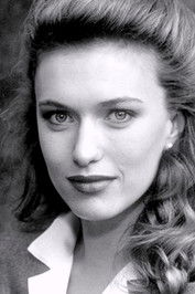 Laetitia Gabrielli as Sylvie Cortazzi