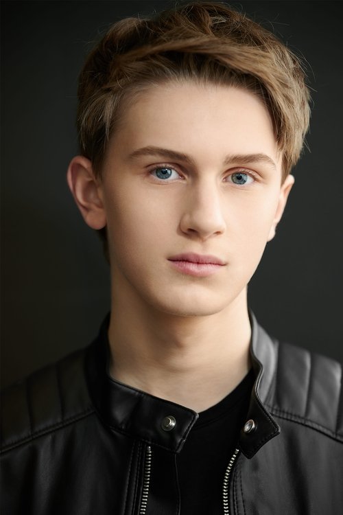 Carter Evancic as Ash Helms