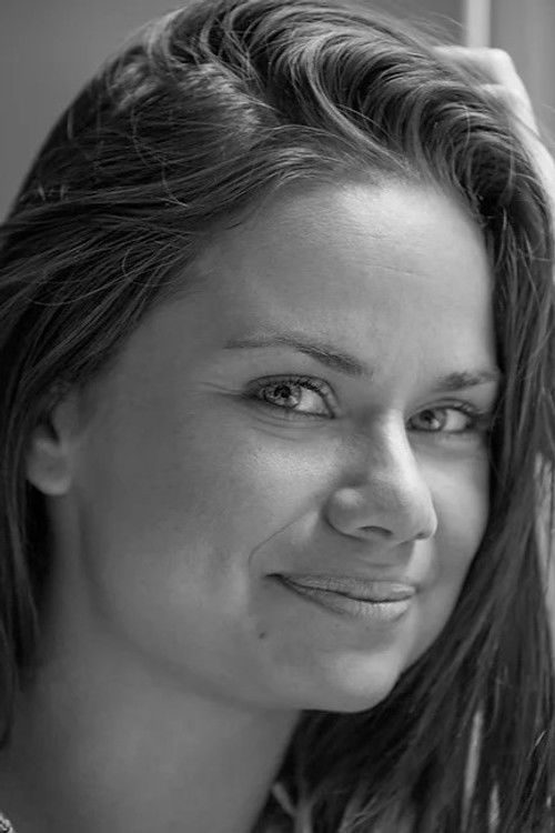 Nicole Moerland as Daughter