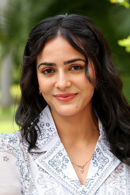 Khushboo Choudhary as Sonia