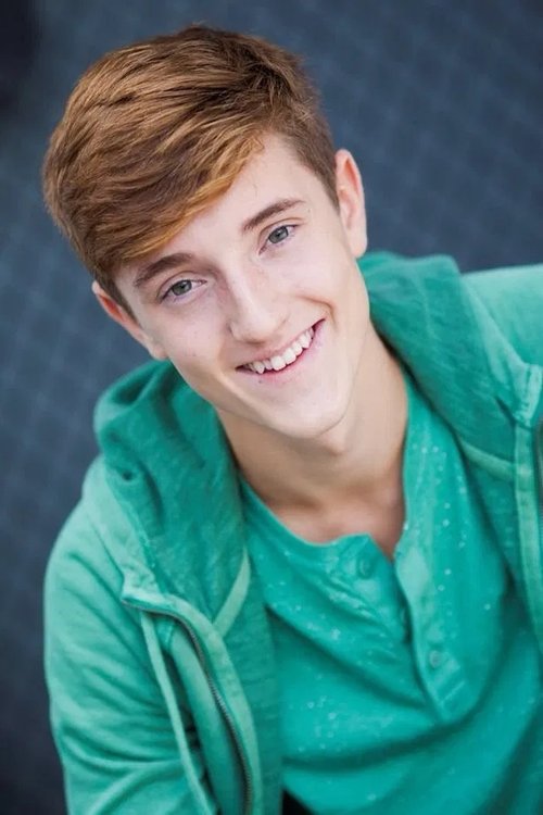 Joshua J. Ballard as Kyle