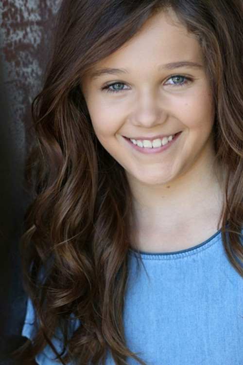 Penelope Figueroa as Fonda's Daughter