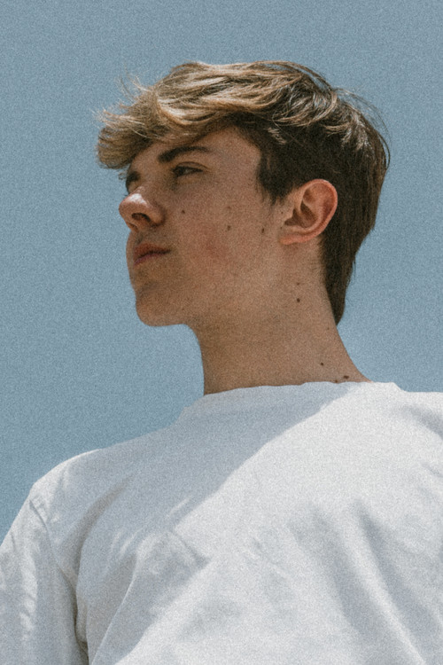 Samuel Blanco as Dani