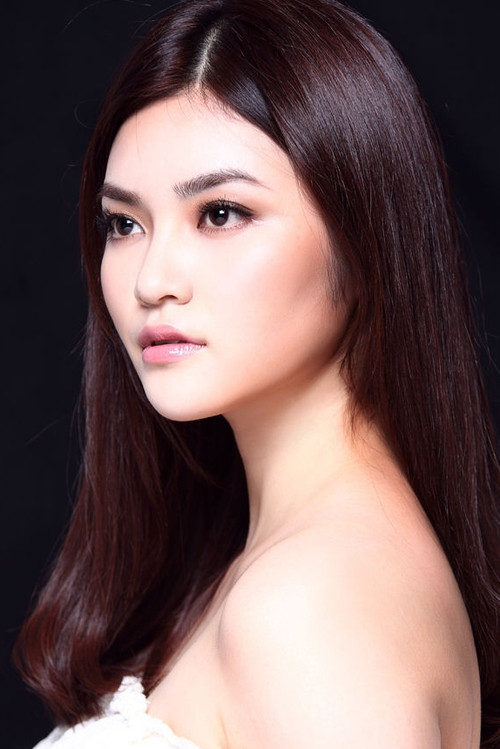 Wang Hui as Fairy Queen