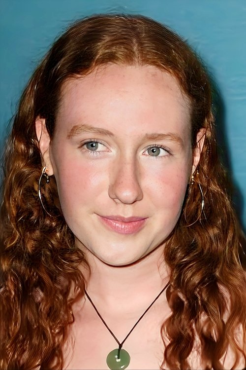 Stella Chestnut as Shannon