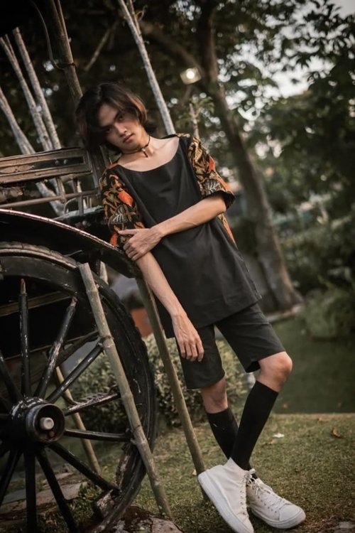 Christiannus Revaldo as Pemuda Pasar