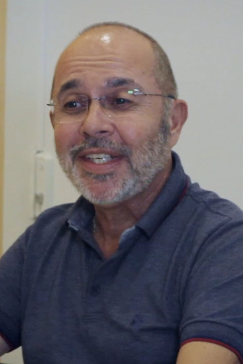 Adilson Borges as Alfredo Gonçalves