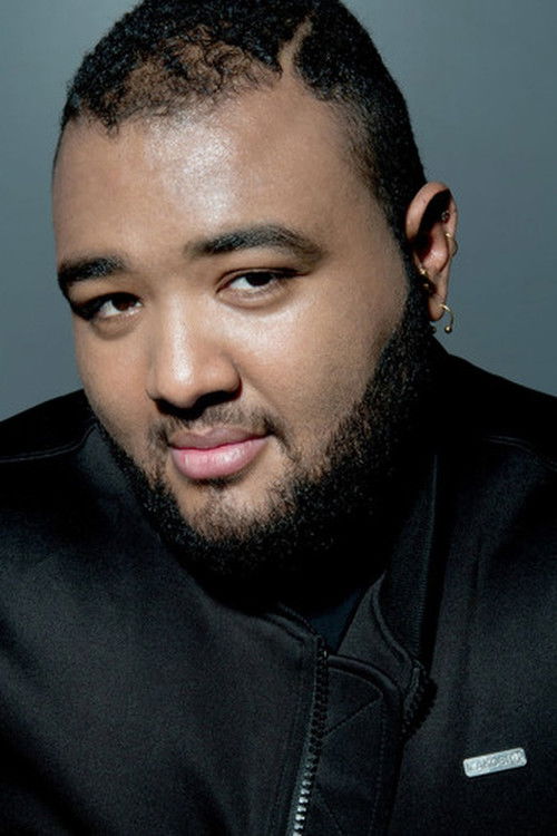 Sergio Sylvestre as Pit (voice)