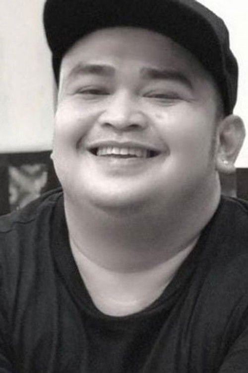 Roni Galoeng as Yanto