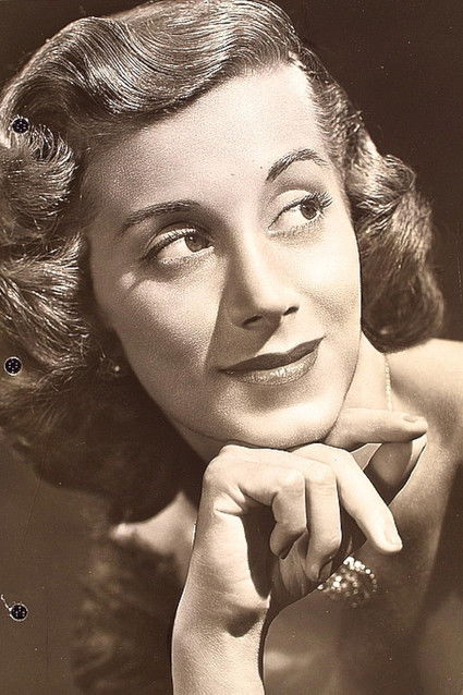 Joan Alexander as Lois Lane (voice) (uncredited)