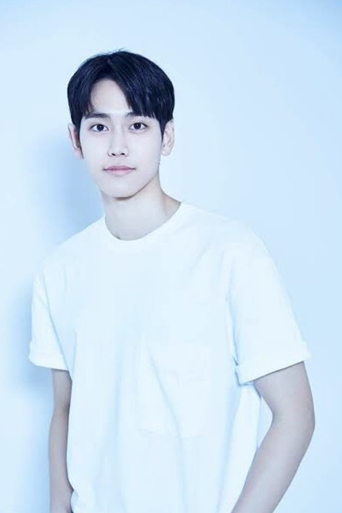 Kim Ha-jun as Kim Geun Shik