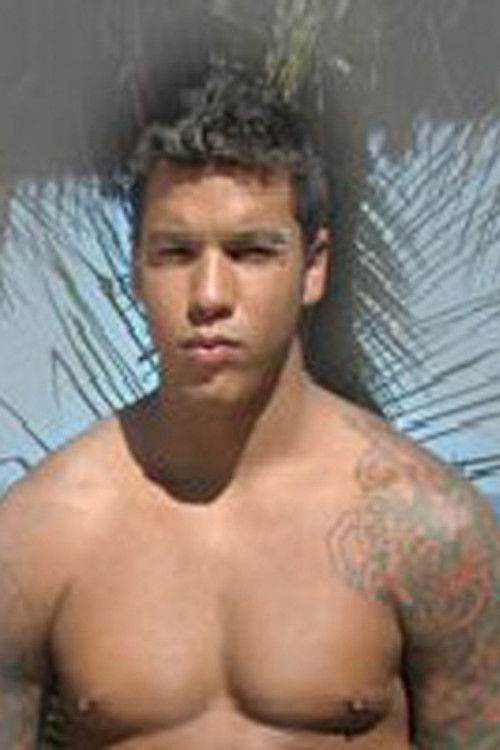 Carlos Carvalho as Top