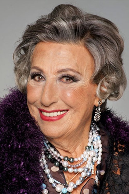 Müzeyyen Senar as Herself