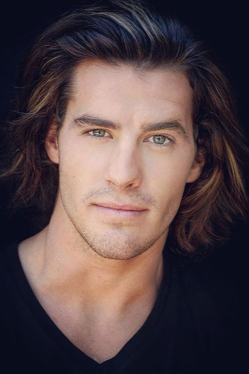 Pedro Sousa as Rapaz na Bomba