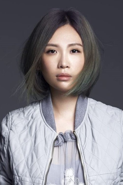 Waa Wei as Psychologist