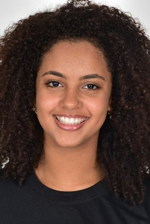 Vitória Valentin as Bárbara