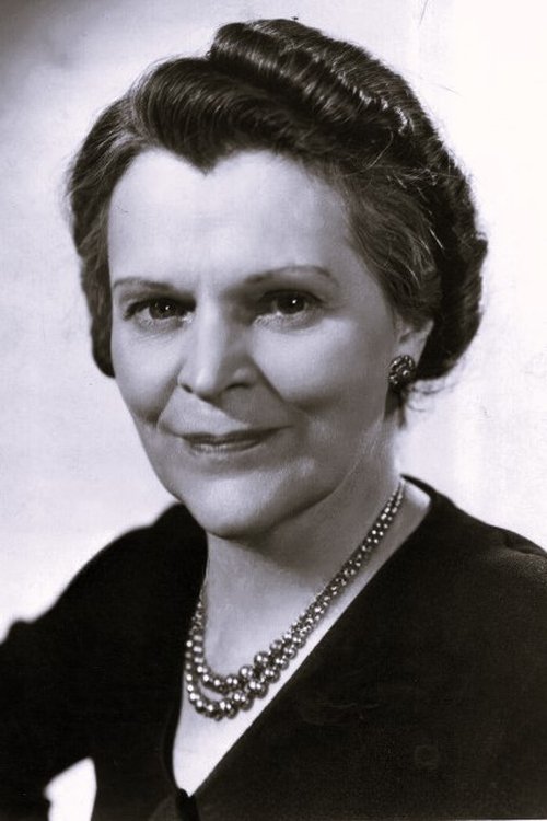 Ethel Wales as Aunt Jenifer