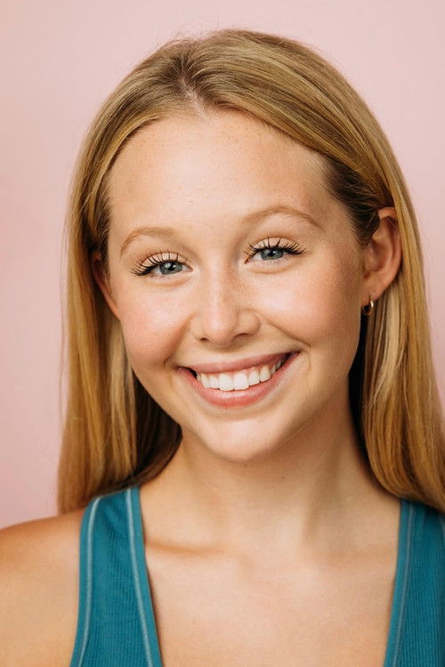 Miranda McKeon as Julie