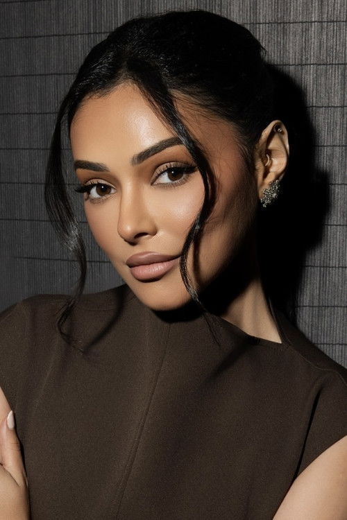 شوق الهادي as منار